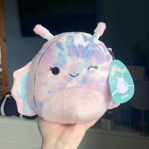 dottie squishmallow